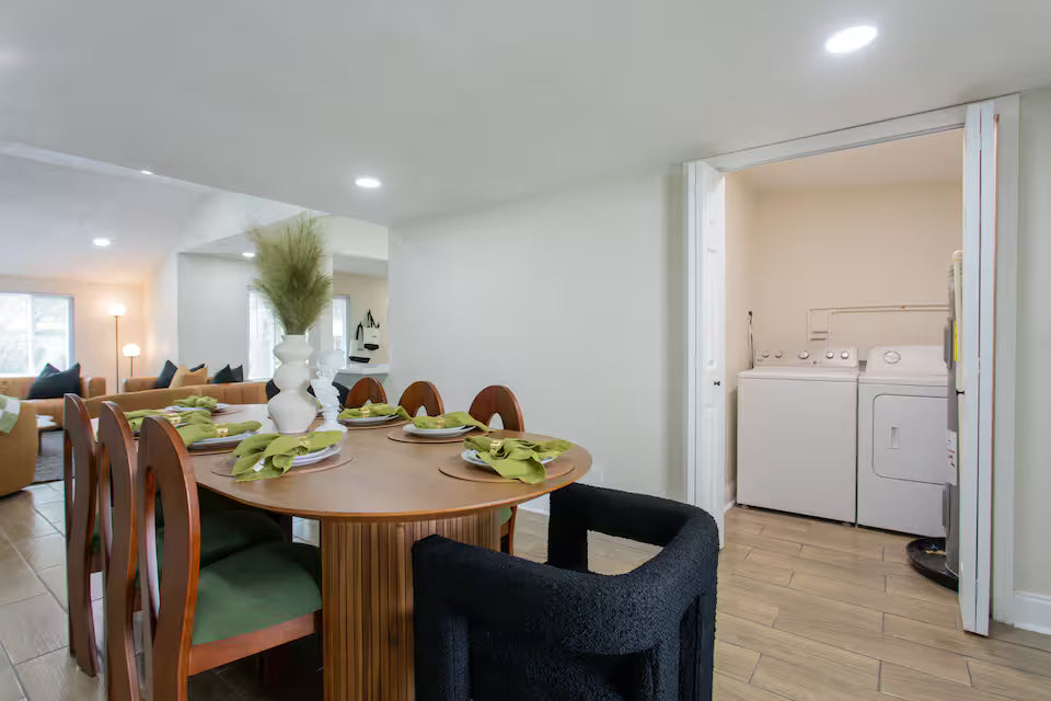 Stylish St Pete Bachelorette Stay with Spacious Group Layout
