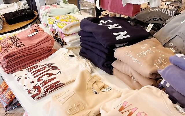 nashville sip n' shop tours