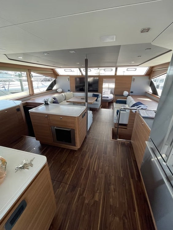 Luxury Yacht Charters – Destin & Emerald Coast