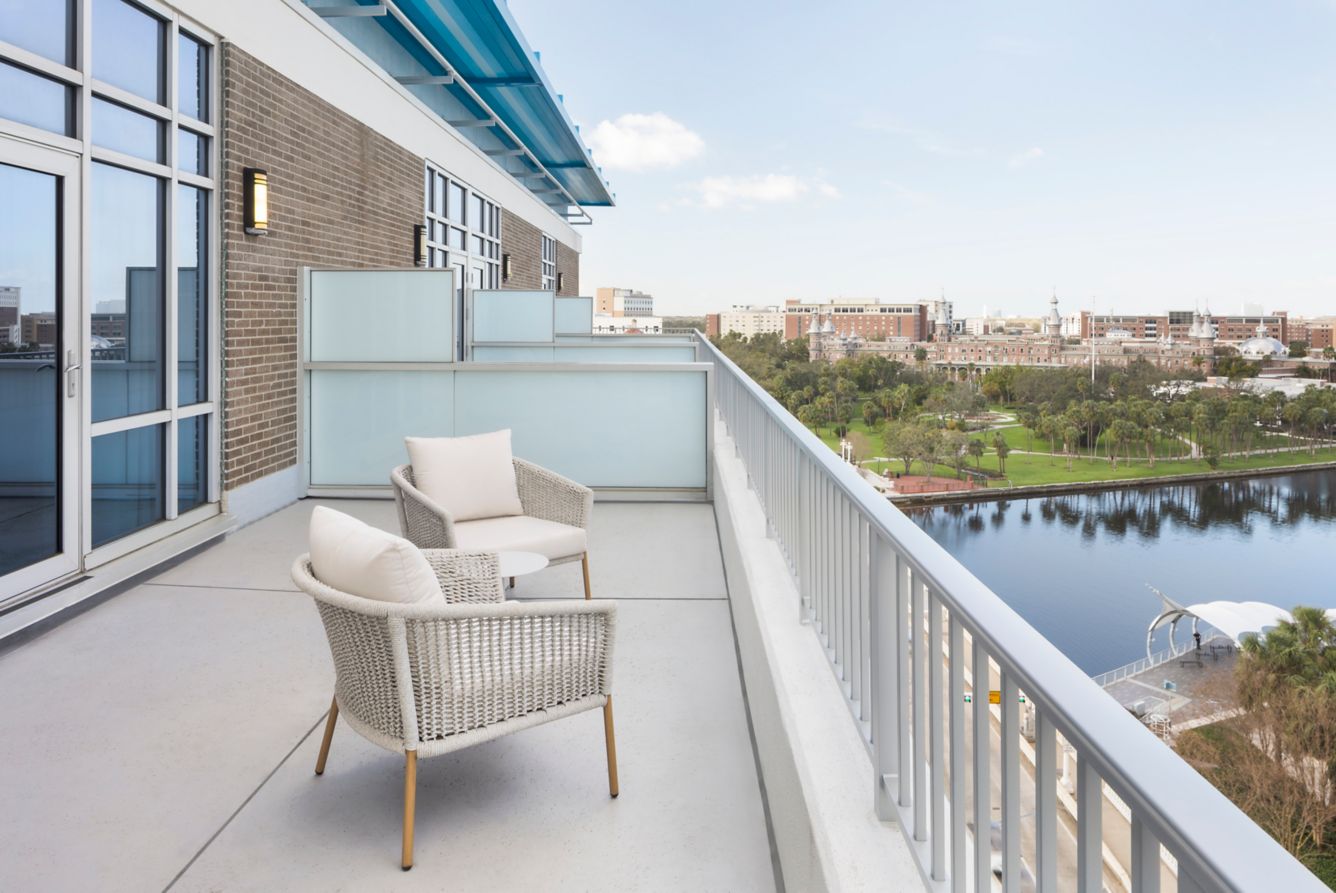 Aloft Tampa Downtown