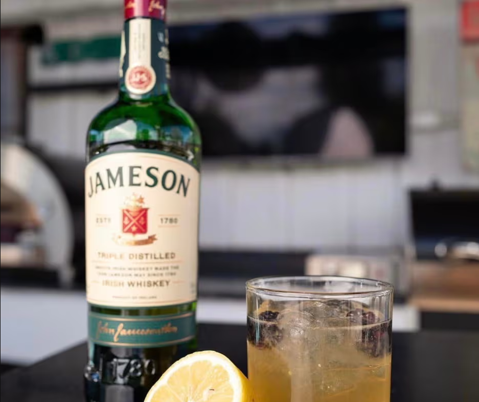 The Cocktail Crew Cocktail Class & Private Bartenders