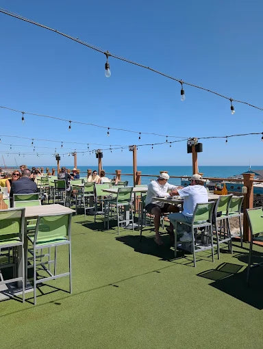 RipTydz Oceanfront Grille & Rooftop Bar