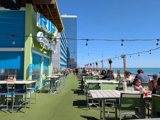 RipTydz Oceanfront Grille & Rooftop Bar