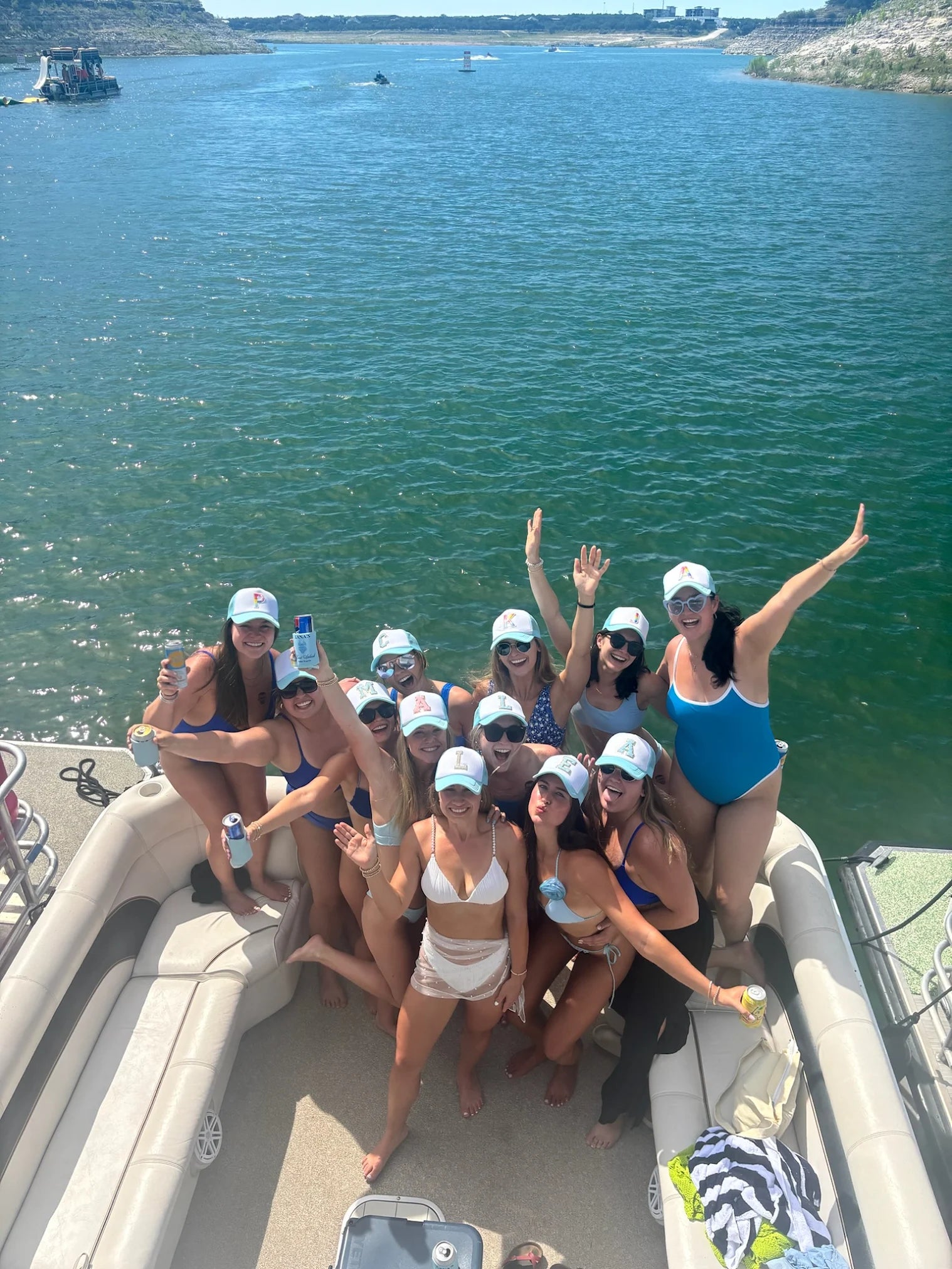 Wakeline Boat Rentals