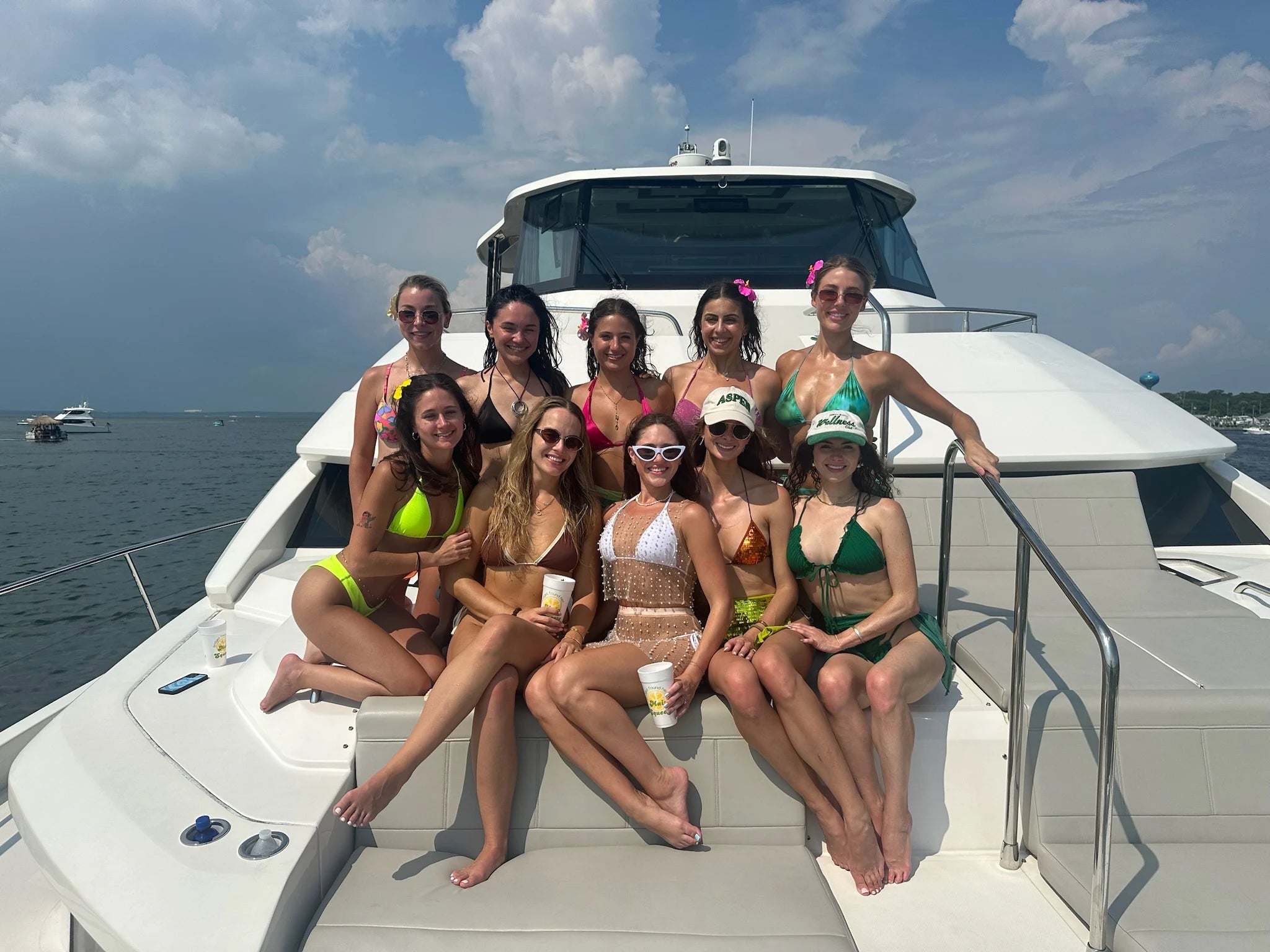 Luxury Yacht Charters – Destin & Emerald Coast