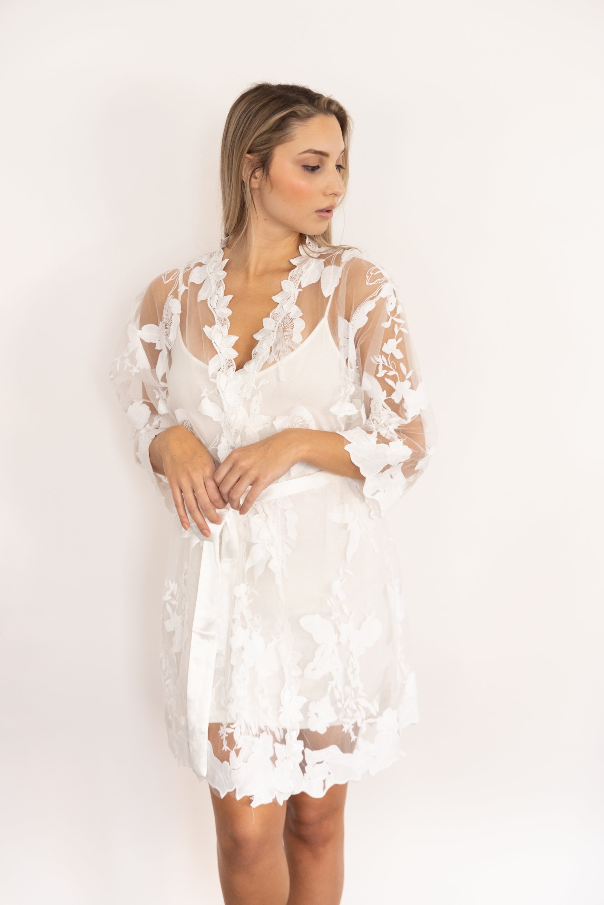 Floral Lace bridal robe