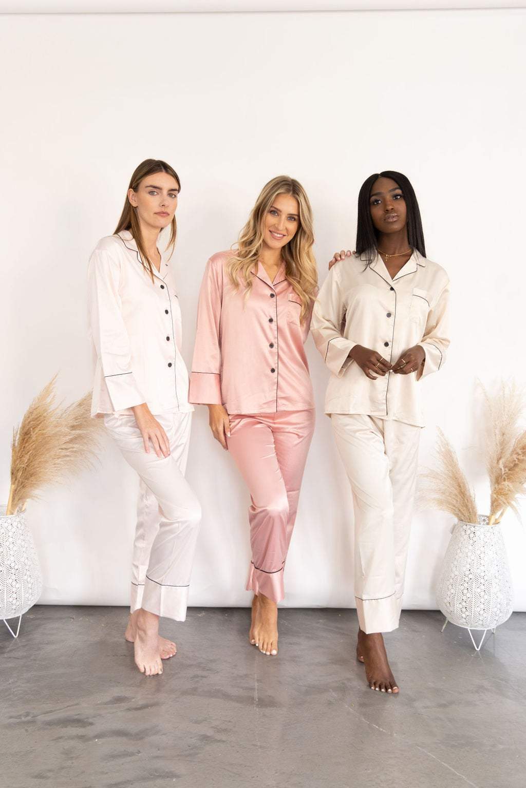 Pajamas for bridal party long sleeve