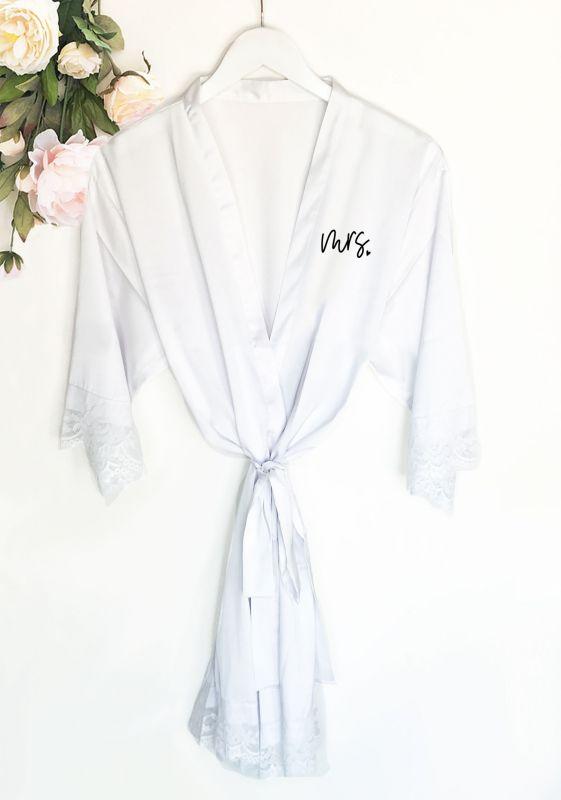 Mrs satin lace robes small text - robe Mrs satin lace